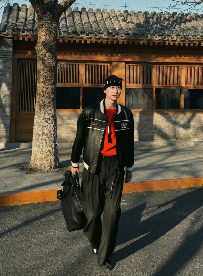 职场男士的春季困局:七匹狼系列穿搭方案真的有效吗? 手机评测