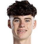 欧冠战场上的青春风暴:阿奇·格雷刷新热刺U21首发纪录。 体育新闻