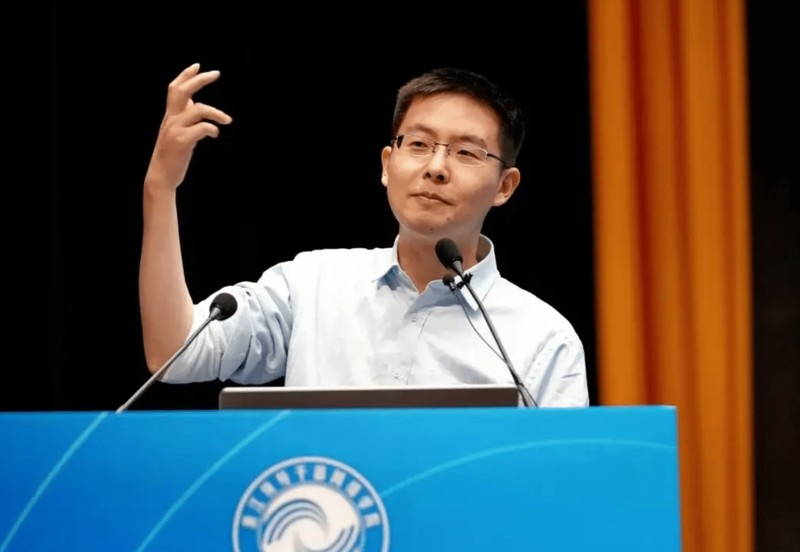  宇树科技科创板IPO受理，人形机器人业务迅猛崛起，四足向人形转型显著加速。 IT技术