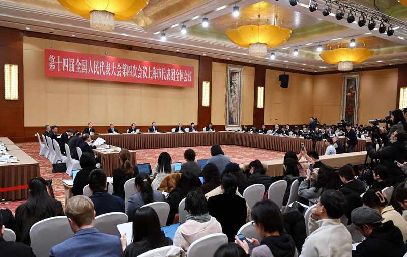  当152双眼睛注视上海：一座城市的承诺与担当 新闻