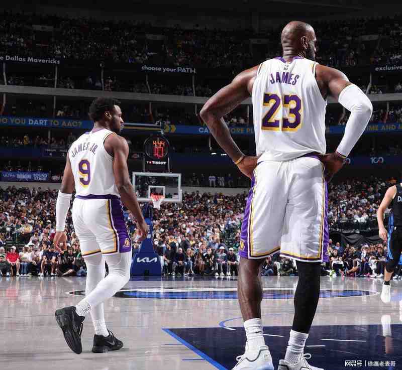  【西部季后赛终极博弈】四场关键战役背后的战略逻辑与格局演变 体育新闻