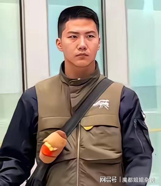 从军绿色外套到驾驶舱：深度解析康康的飞行梦想养成路径 教育招生