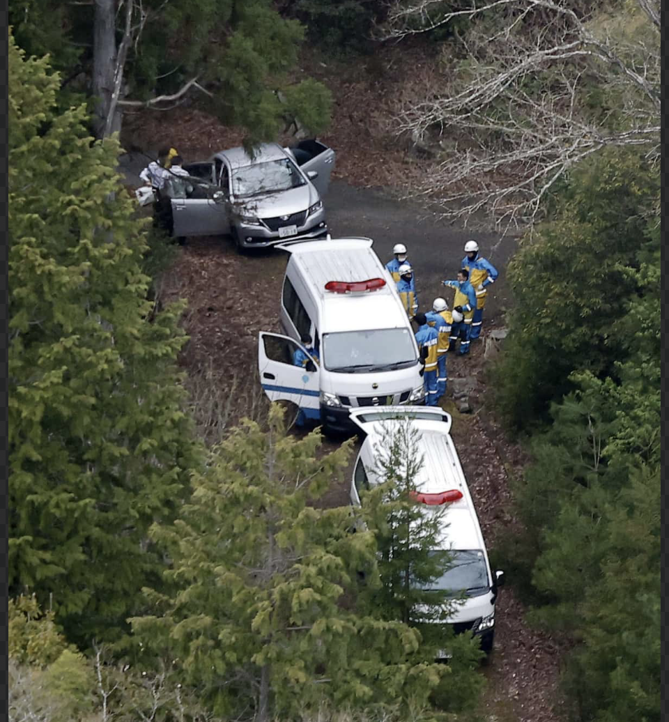  那个穿“84”号卫衣的男孩，再也没能走进教室 新闻