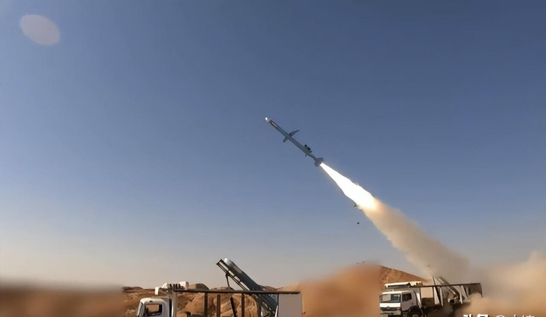  红海危机下的普通人：当战争阴云笼罩能源通道 新闻